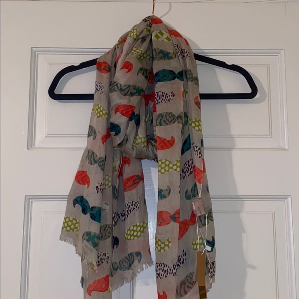 Mustache scarf